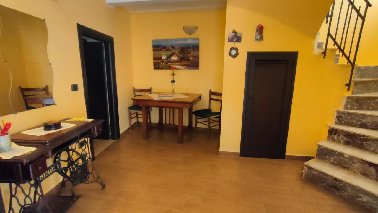 Casa Soprano Da Anita Villa Messina Buitenkant foto