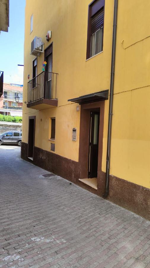 Casa Soprano Da Anita Villa Messina Buitenkant foto